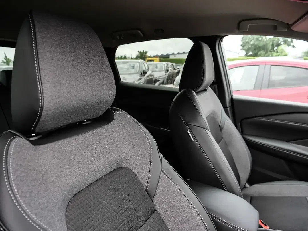 Nissan Qashqai 1.3 DIG-T MHEV Xtronic N-Connecta - Thumbnail 14