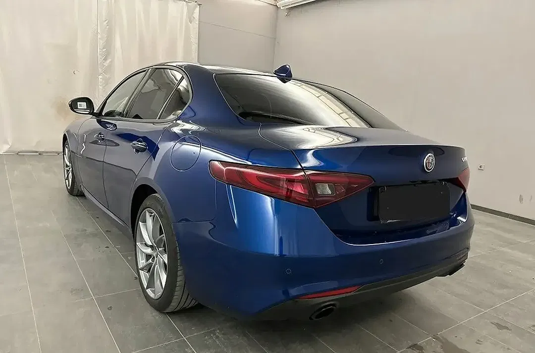 Alfa Romeo Giulia 2.2 Diesel Super Sprint - Thumbnail 3