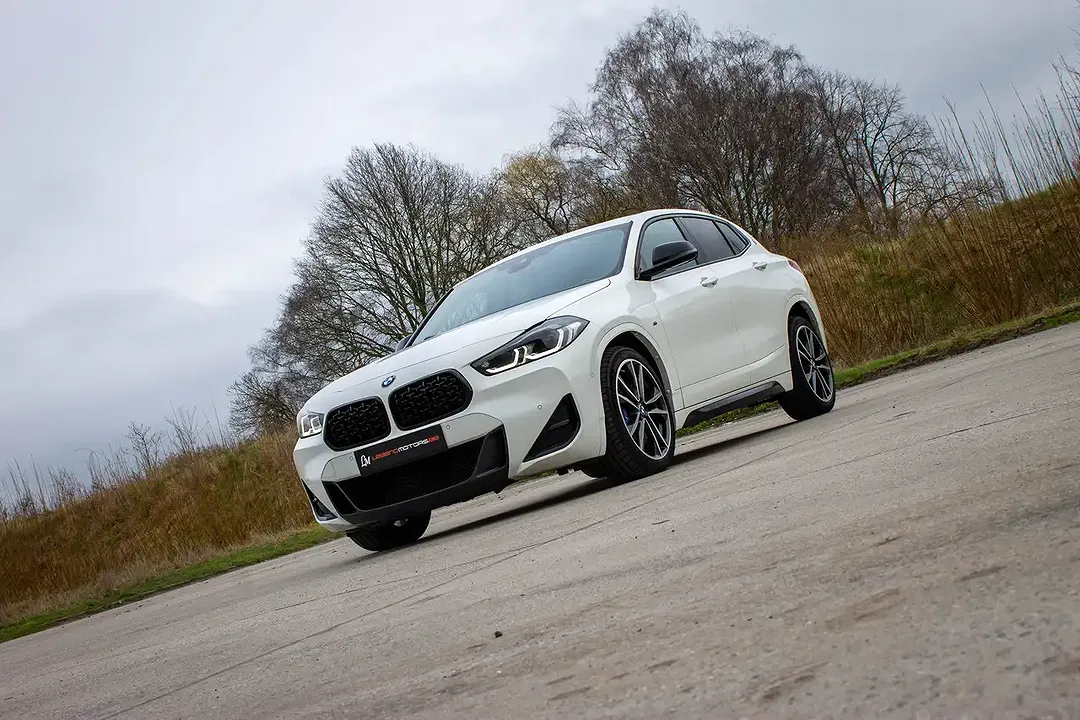 BMW X2 M - Thumbnail 4