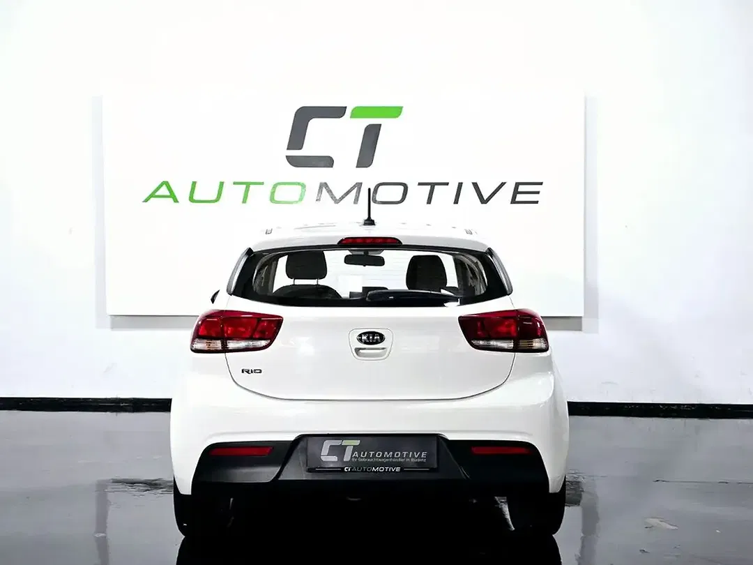 Kia Rio - foto 2