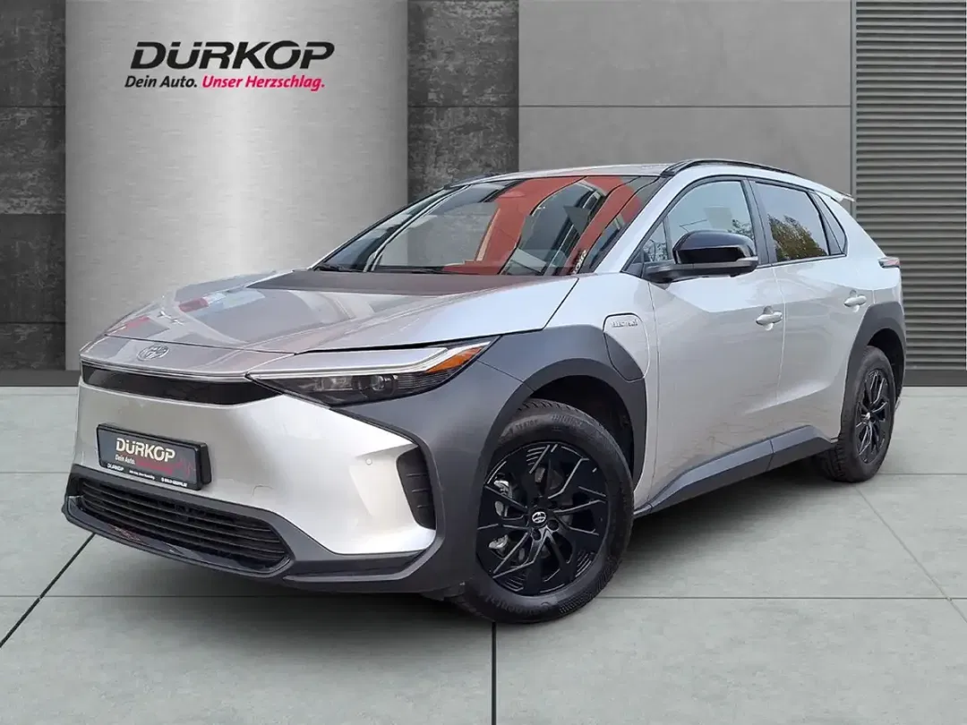 Toyota bZ4X - foto 1