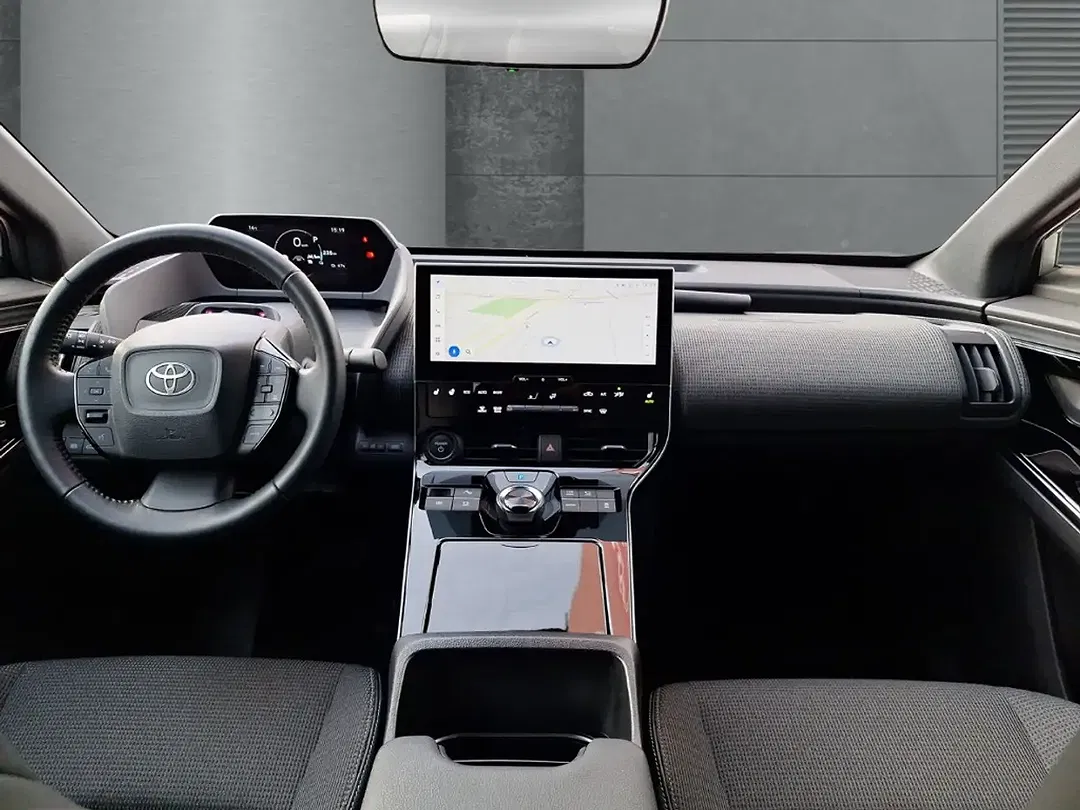 Toyota bZ4X - Thumbnail 10