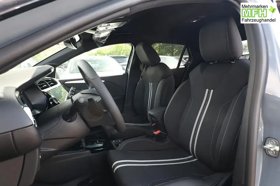 Opel Corsa Hybrid Ultimate IntelliLux LED - Thumbnail 5