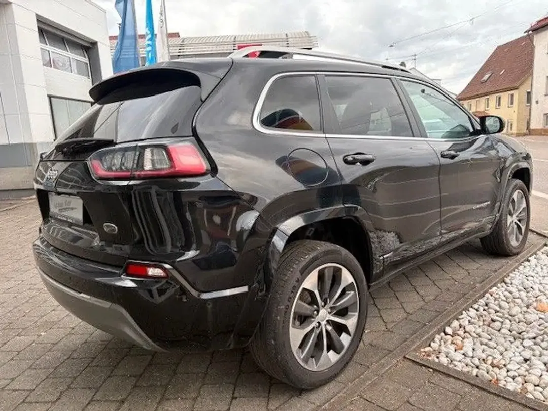 Jeep Cherokee 4x4 Overland - Thumbnail 8
