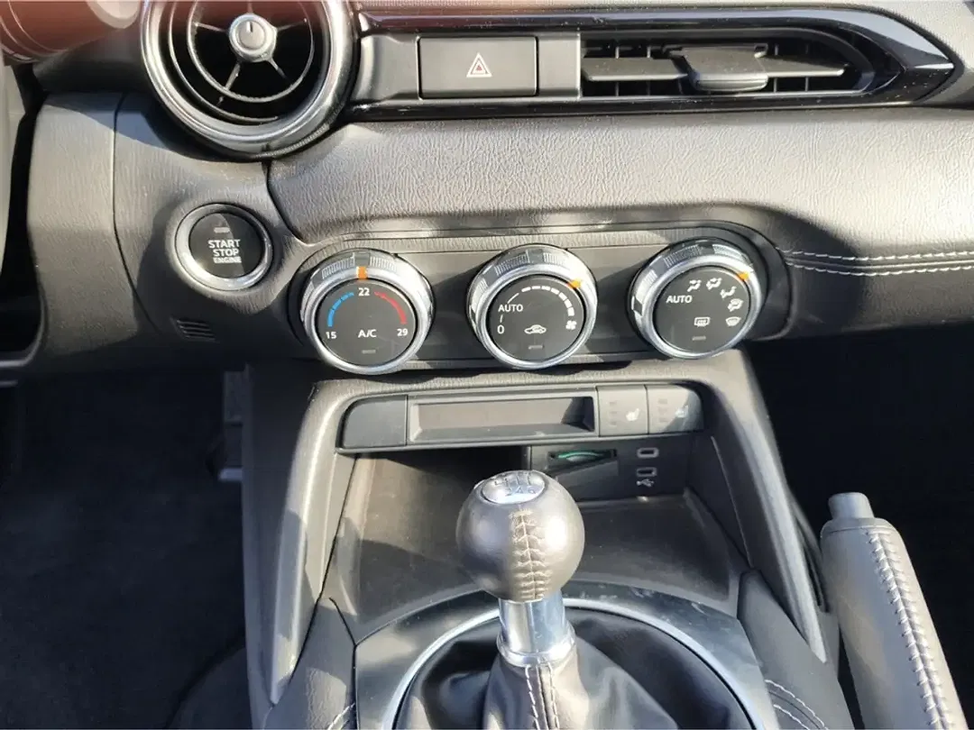 Mazda MX-5 SKYACTIV-G Exclusive-Line - Thumbnail 14