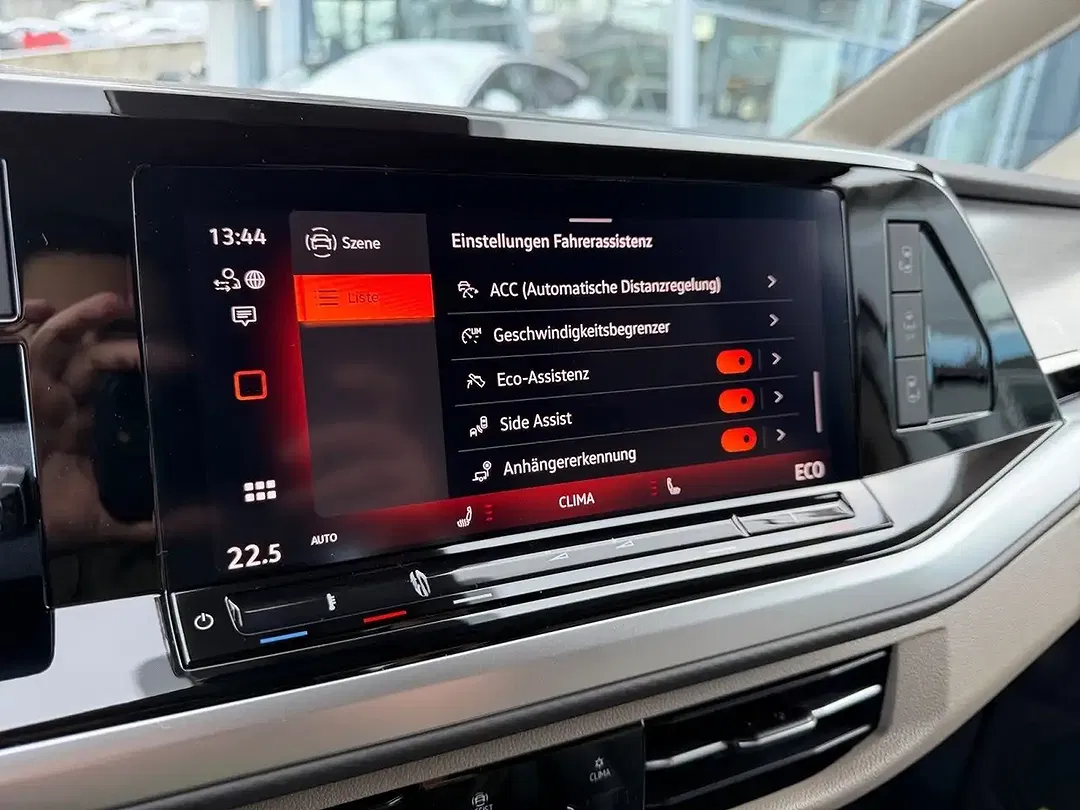 Volkswagen T7 Multivan eHybrid 4Motion Edition - Thumbnail 11