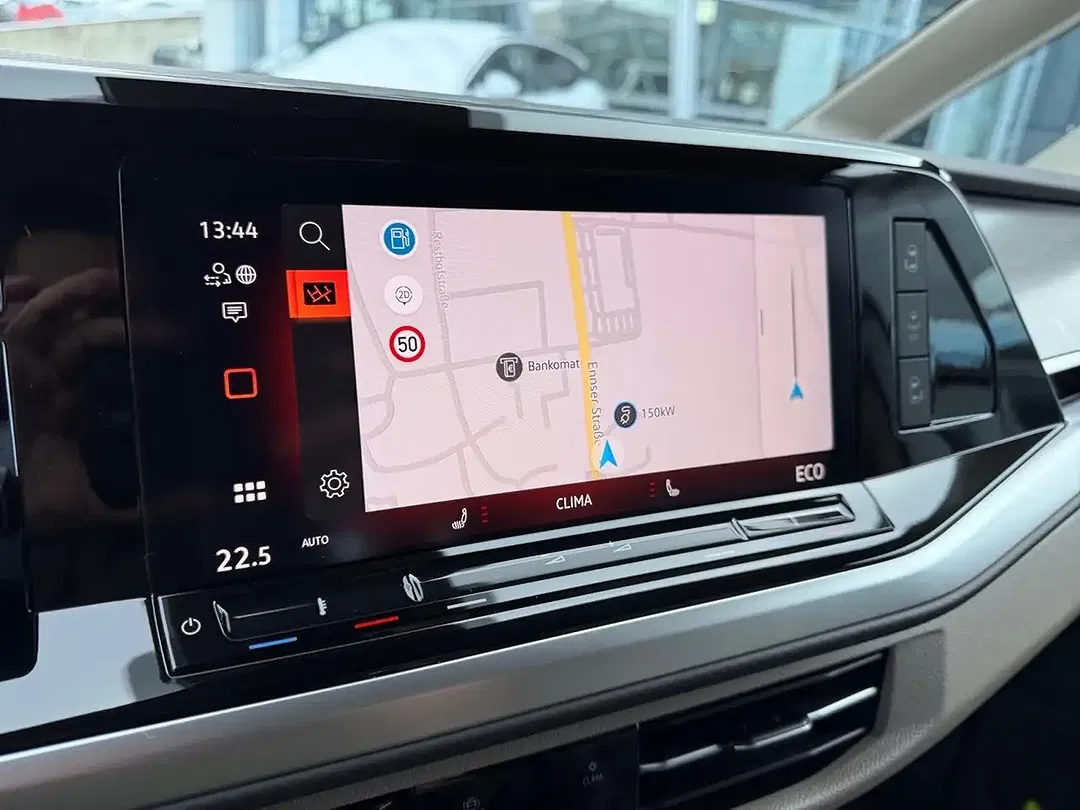 Volkswagen T7 Multivan eHybrid 4Motion Edition - Thumbnail 13