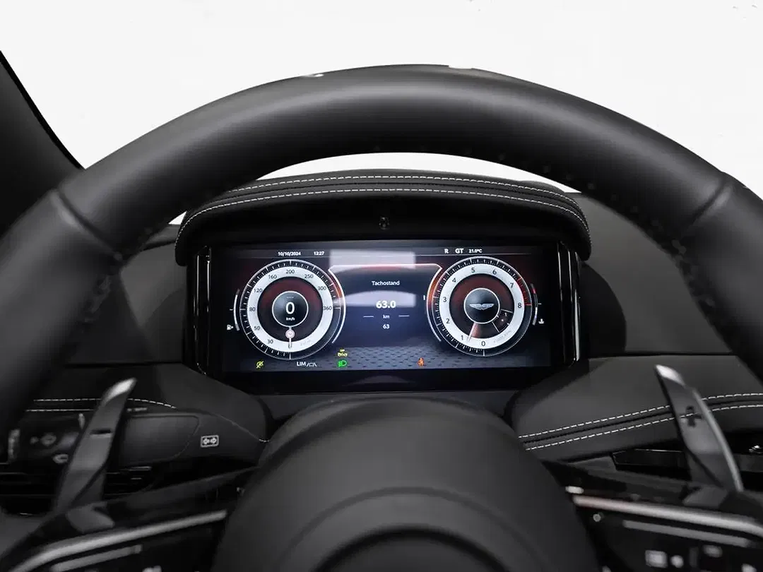 Aston Martin DB12 Coupe - Thumbnail 6