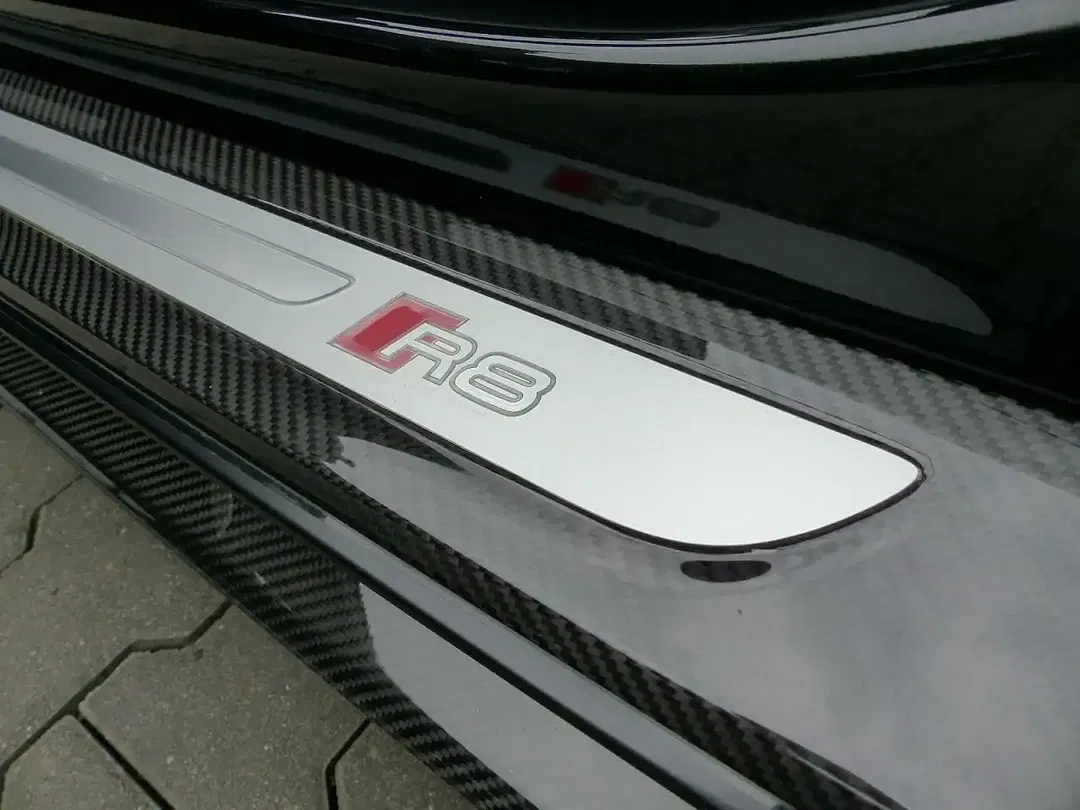 Audi R8 5.2 FSI performance - Thumbnail 17