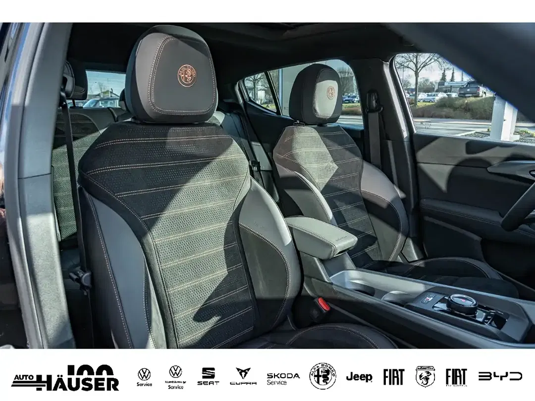 Alfa Romeo Tonale 1.5 Ibrida VGT Hybrid Intensa - Thumbnail 9