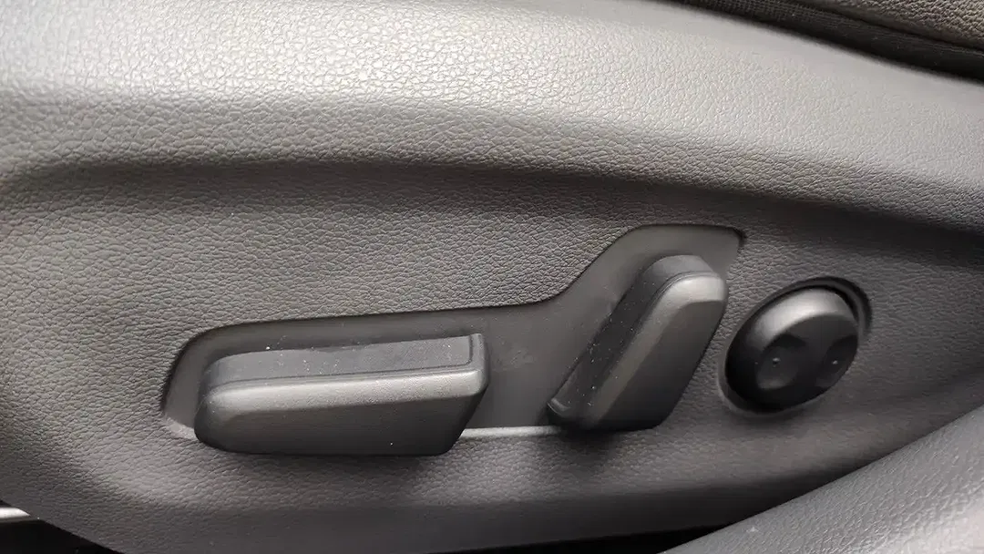 Hyundai IONIQ Prime - Thumbnail 11