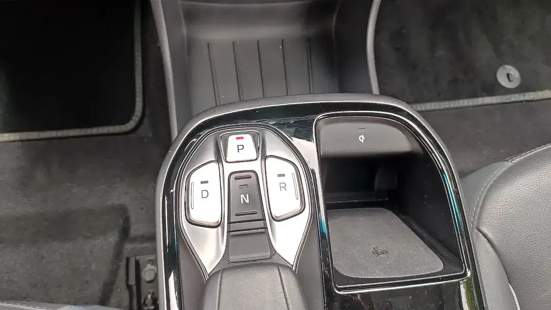 Hyundai IONIQ Prime - Thumbnail 23