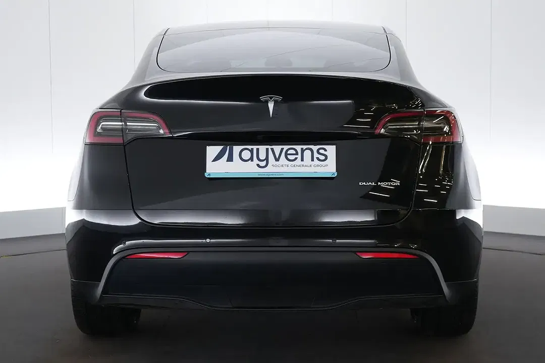 Tesla Model Y Dual Motor Long Range - Thumbnail 29