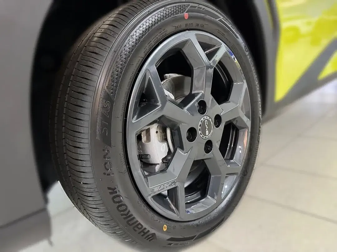 BYD Dolphin Surf 43.2 kWh Boost - Thumbnail 8