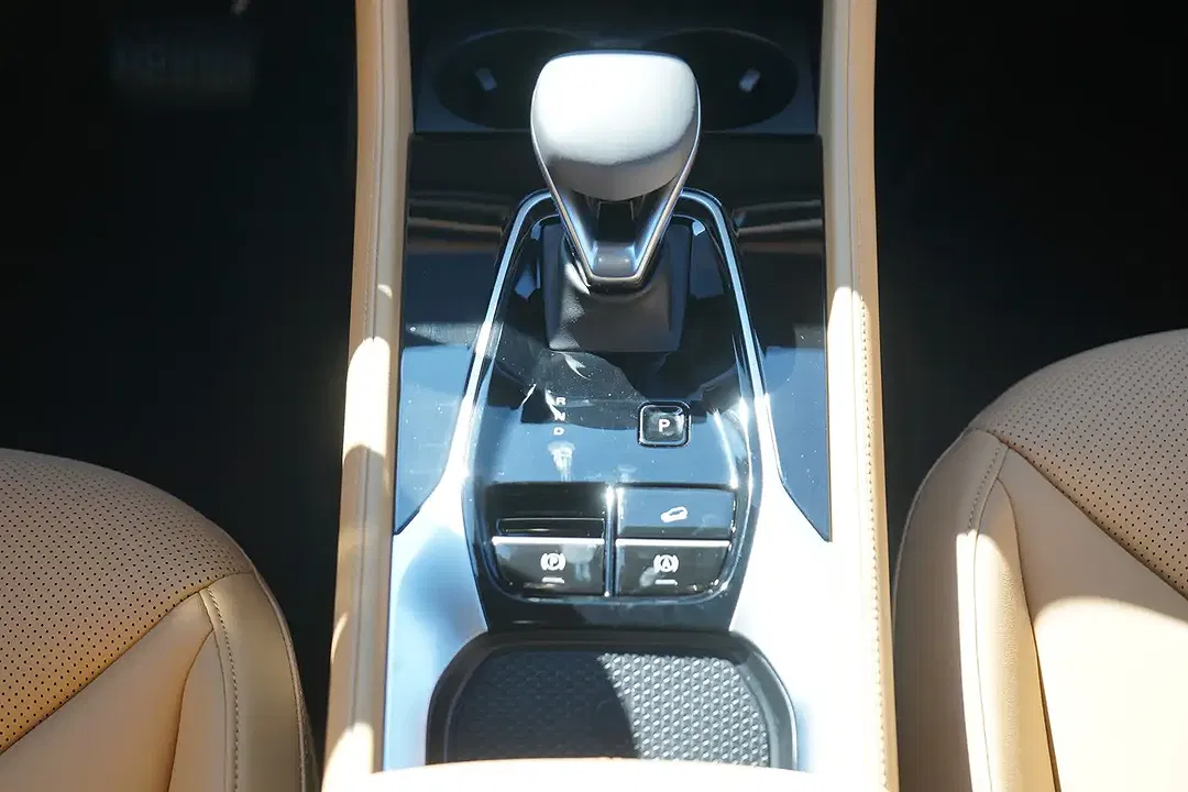MG HS 1.5 T-GDI AUT Luxury - Thumbnail 11