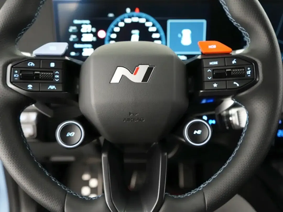 Hyundai IONIQ 5 4WD - Thumbnail 12