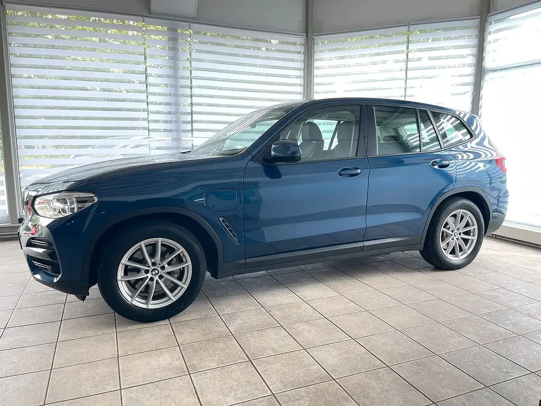 BMW X3 - Thumbnail 5