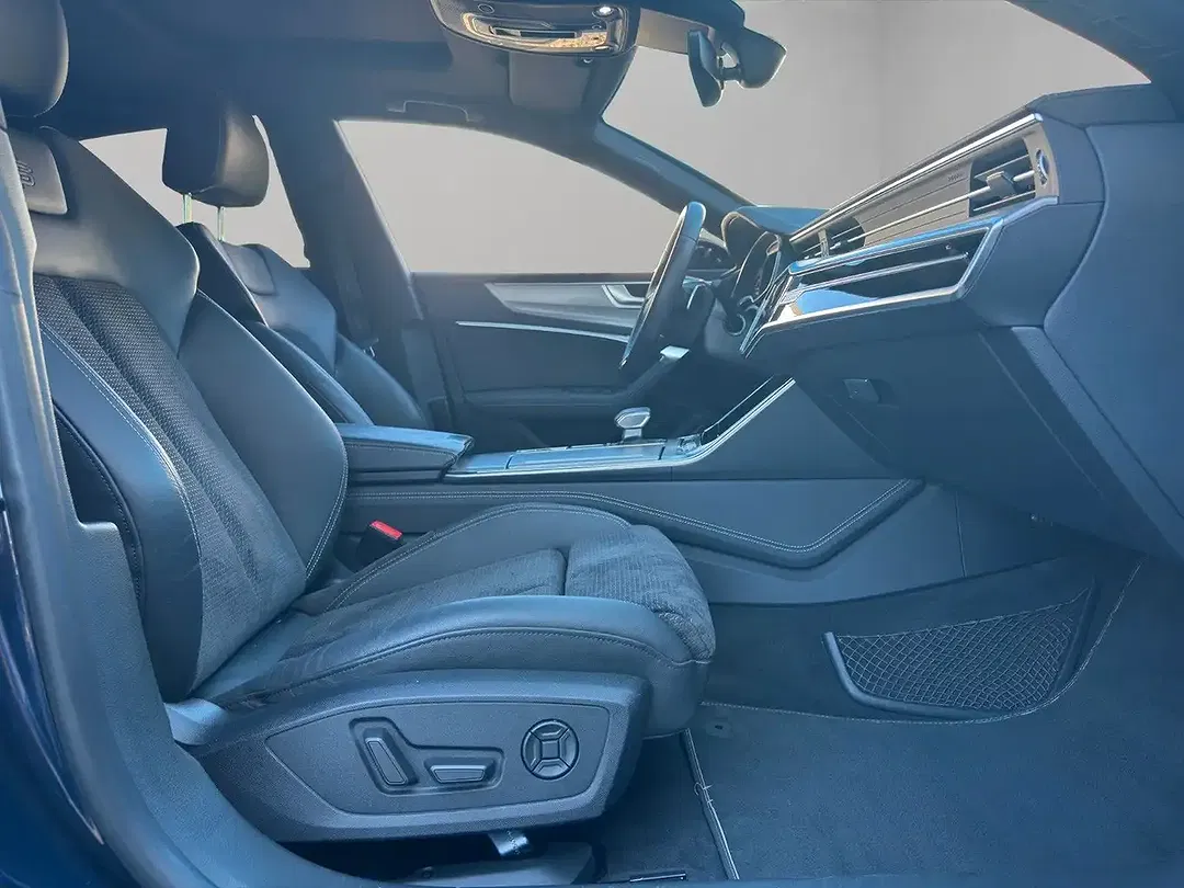 Audi A7 quattro Sportback S line - Thumbnail 28