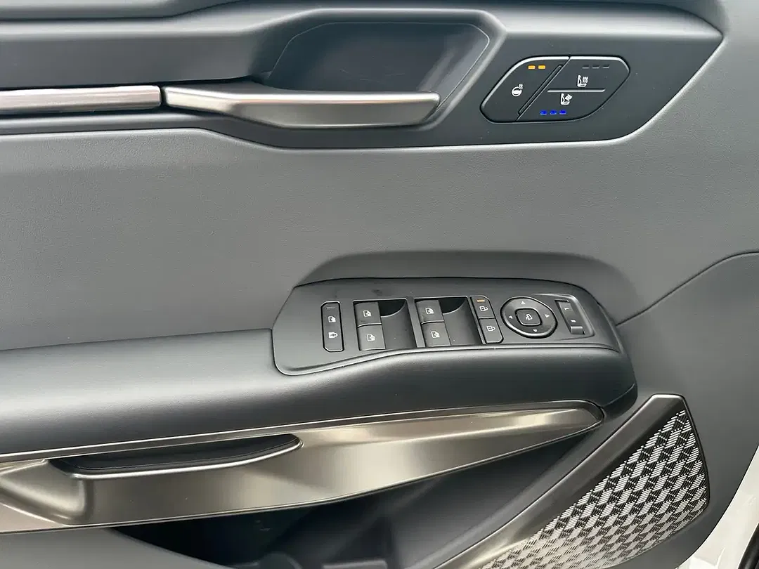 Kia EV9 Air - Thumbnail 21