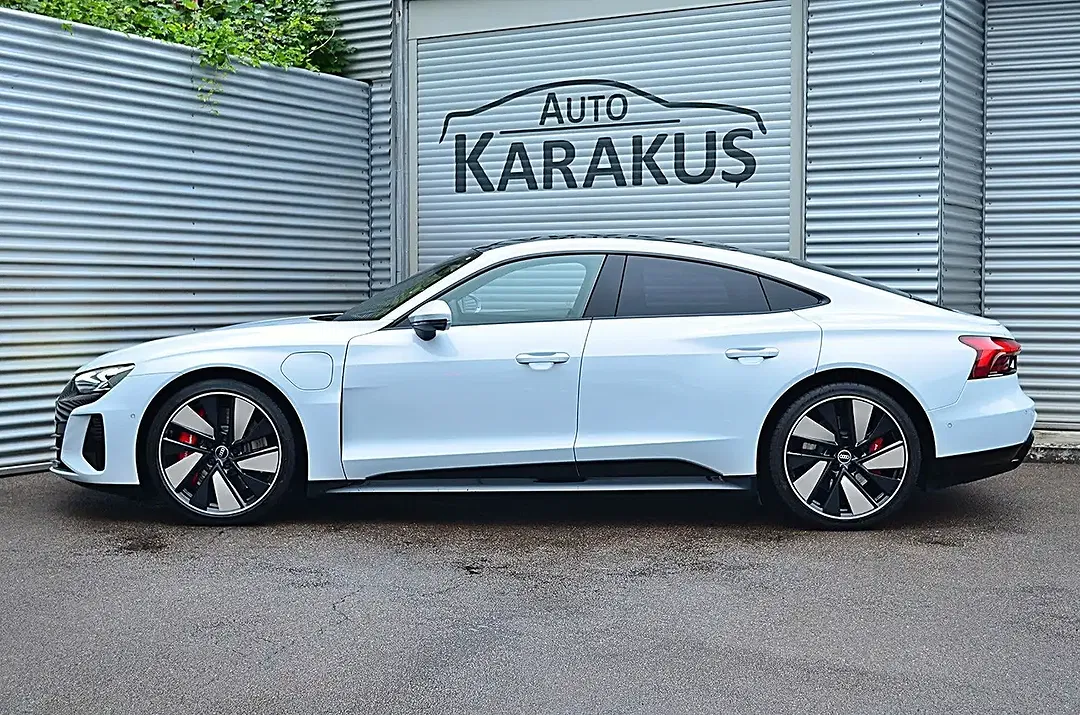 Audi RS e-tron GT - Thumbnail 5