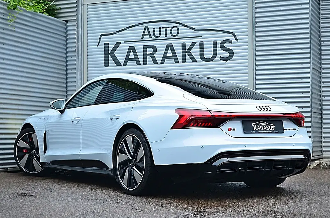 Audi RS e-tron GT - Thumbnail 7