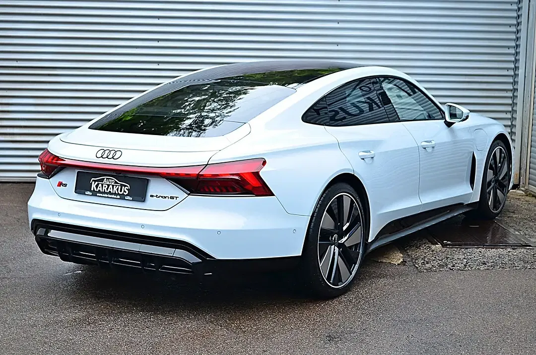 Audi RS e-tron GT - Thumbnail 9