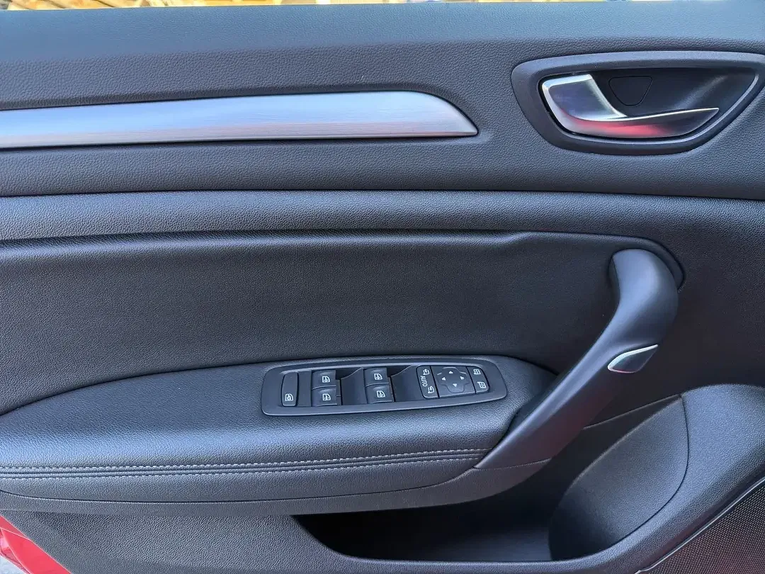 Renault Megane EDC Techno - Thumbnail 13