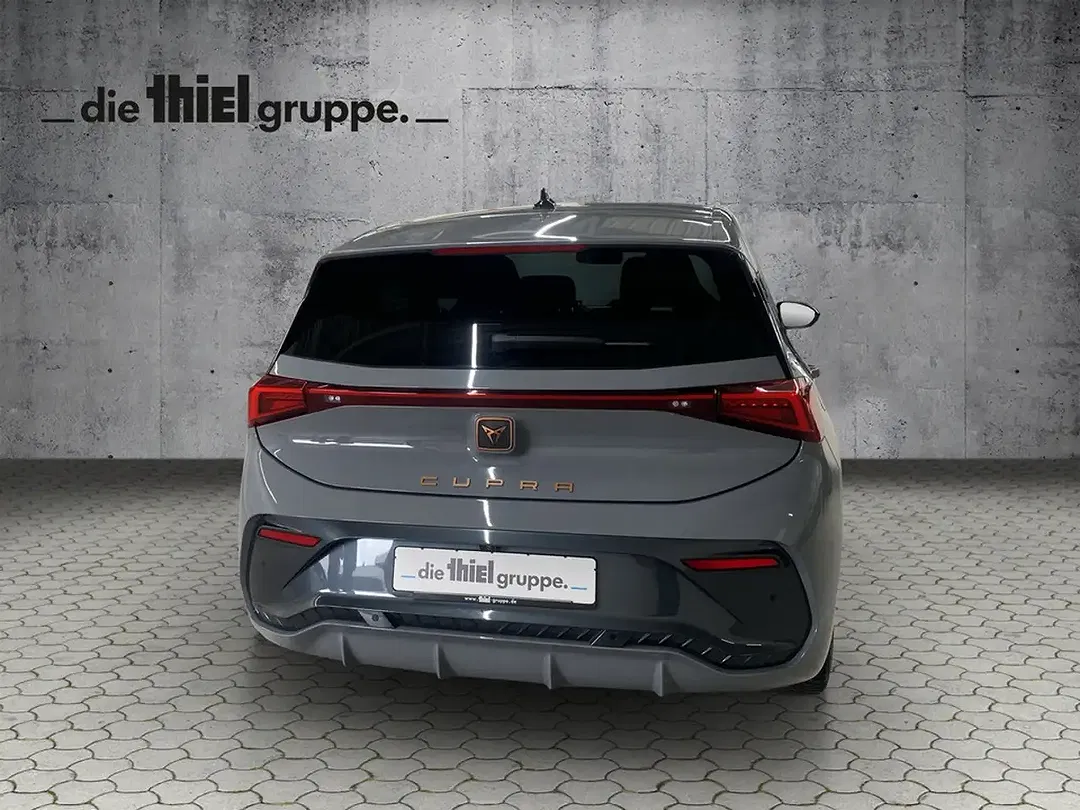 CUPRA Born - Thumbnail 4