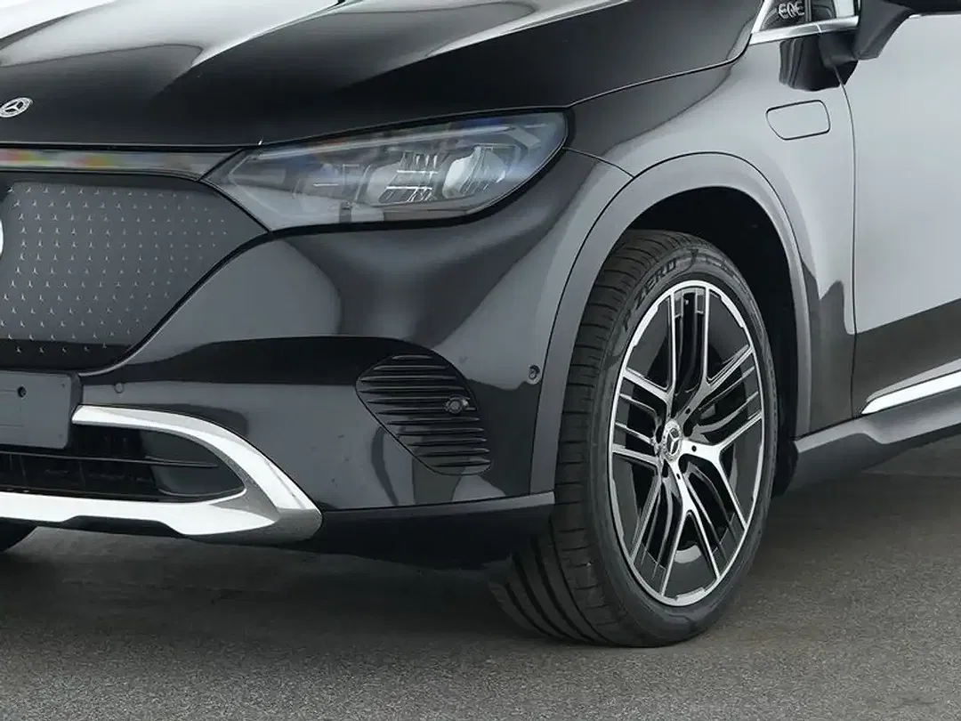 Mercedes-Benz EQE SUV 300 Burmester - Thumbnail 3