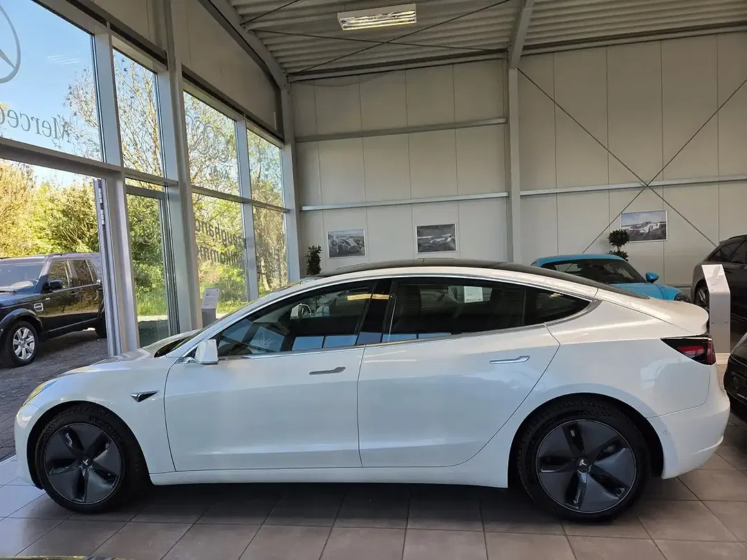 Tesla Model 3 AWD Dual Motor Long Range - foto 2