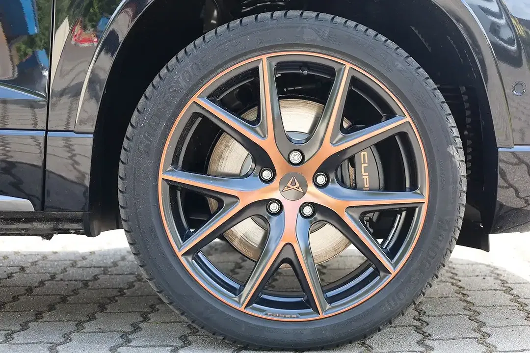 CUPRA Ateca 2.0 TSI DSG 4Drive VZ - Thumbnail 10