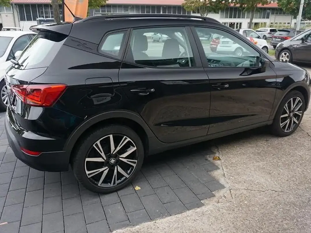 SEAT Arona Style - Thumbnail 6