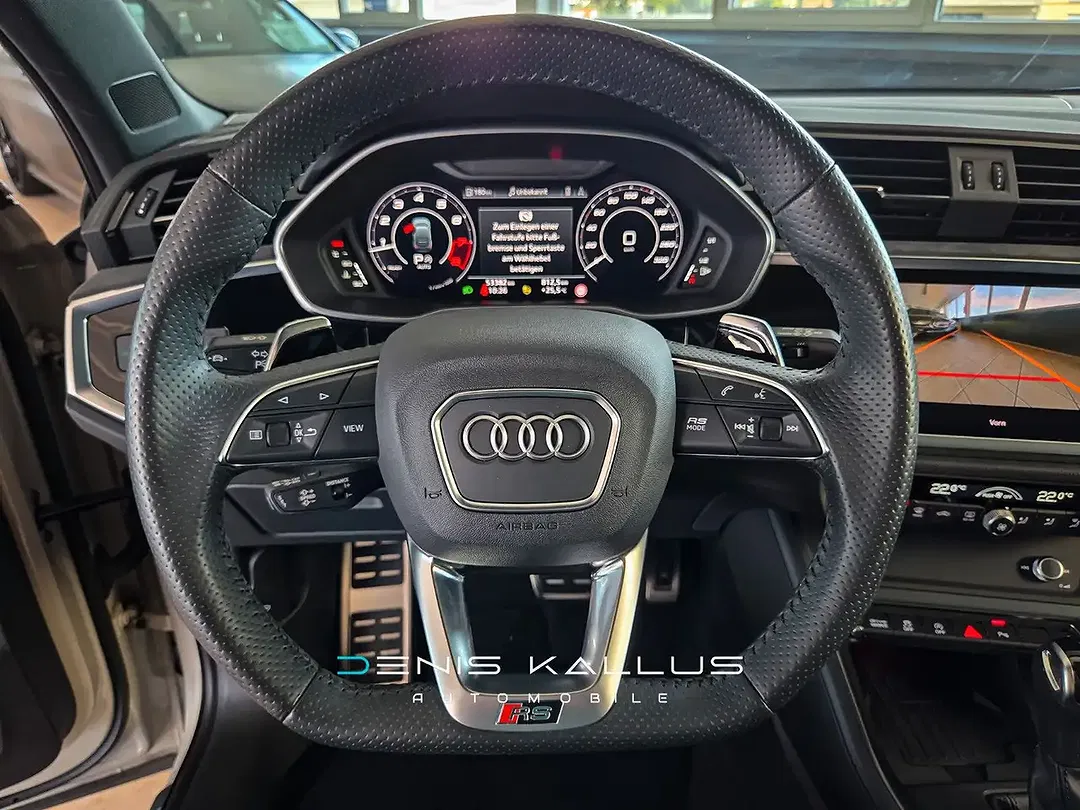 Audi RS Q3 Sportback - Thumbnail 14