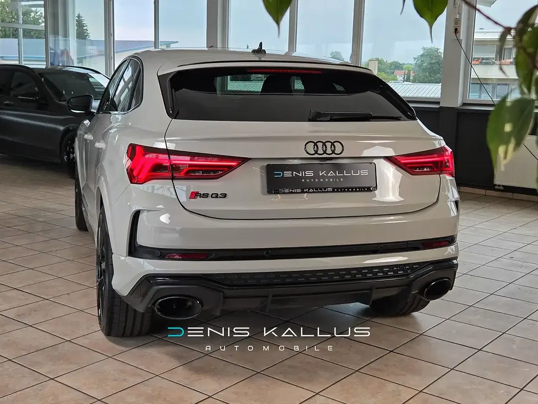Audi RS Q3 Sportback - Thumbnail 5