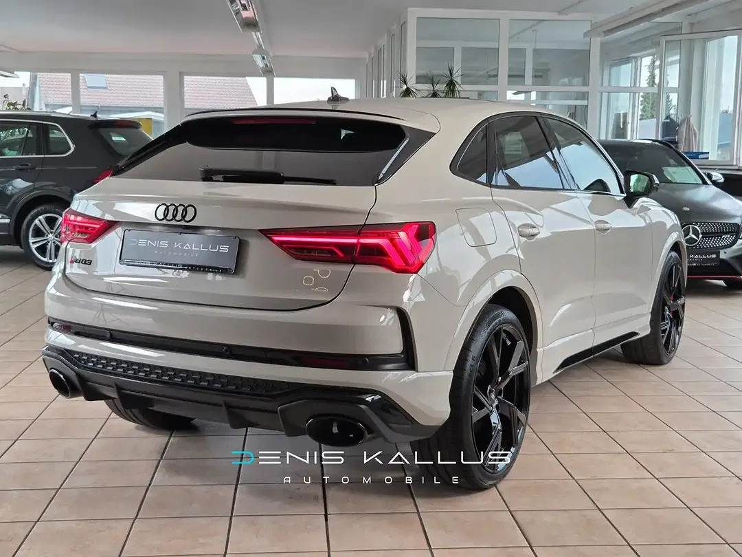 Audi RS Q3 Sportback - Thumbnail 7