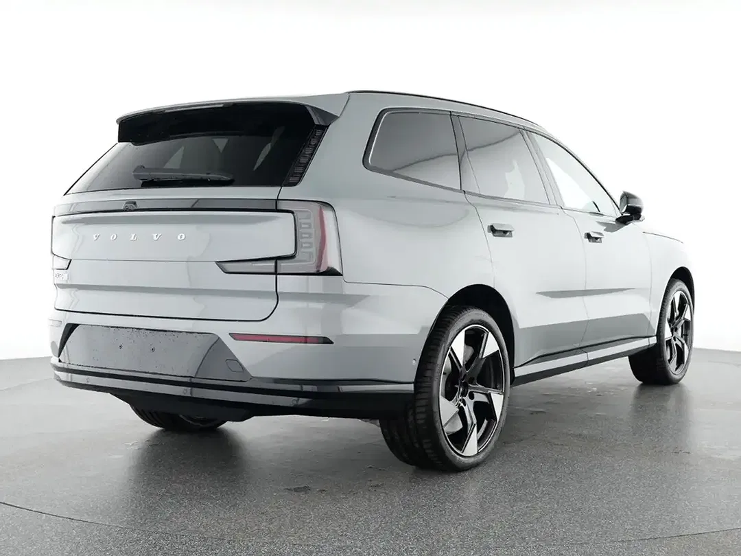 Volvo EX90 eAWD Performance Ultra - Thumbnail 3