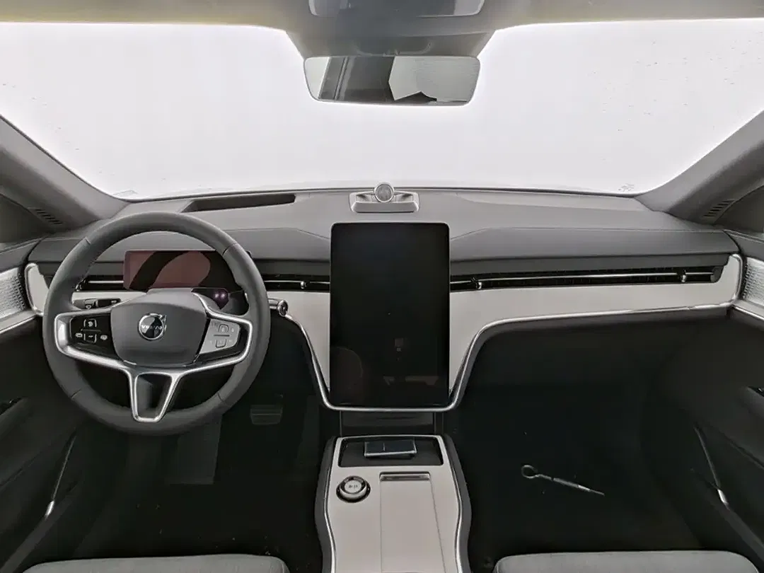 Volvo EX90 eAWD Performance Ultra - Thumbnail 6