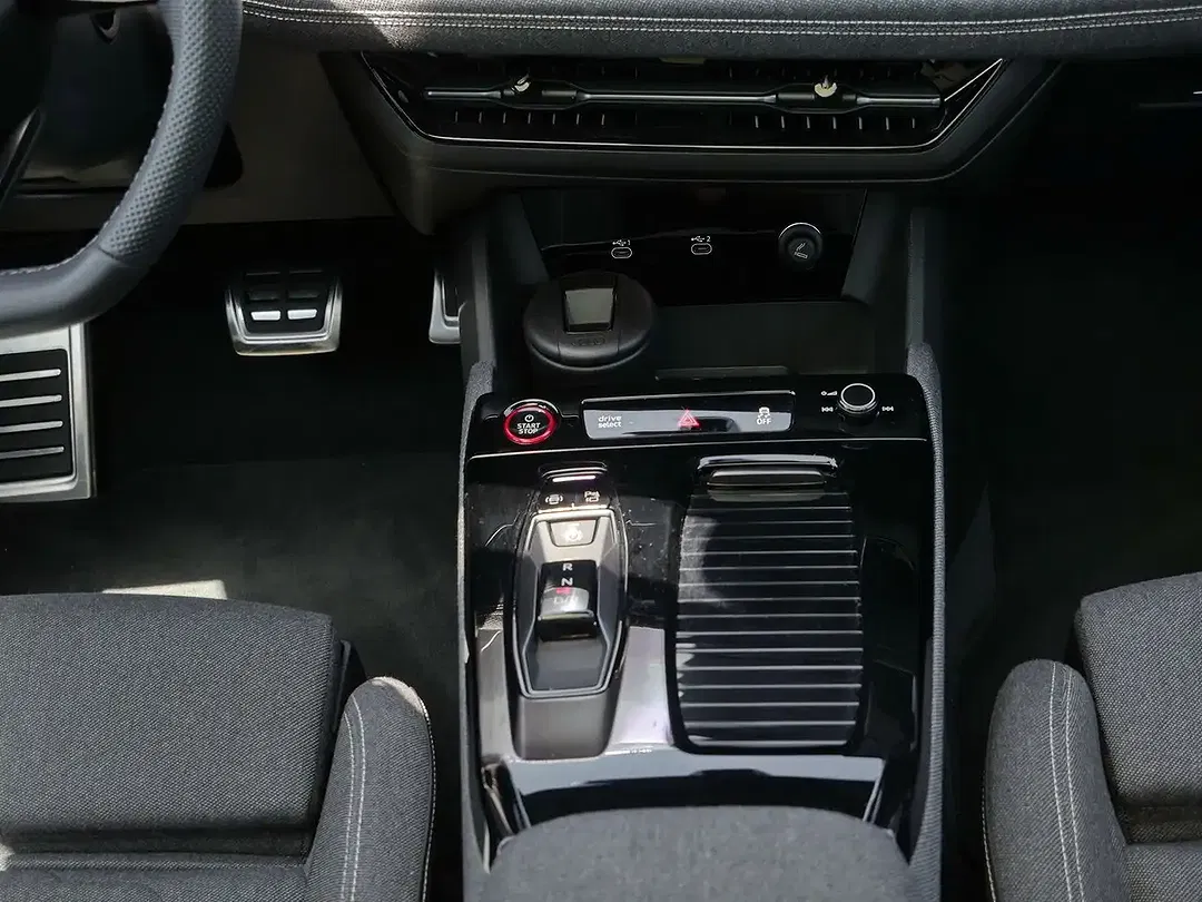 Audi A6 e-tron S line - Thumbnail 7