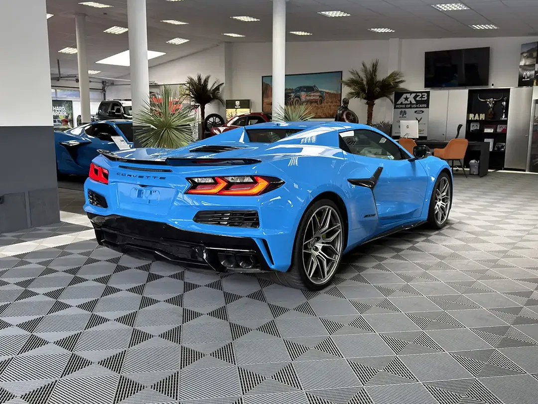 Corvette Z06 Competition Convertible - Thumbnail 11