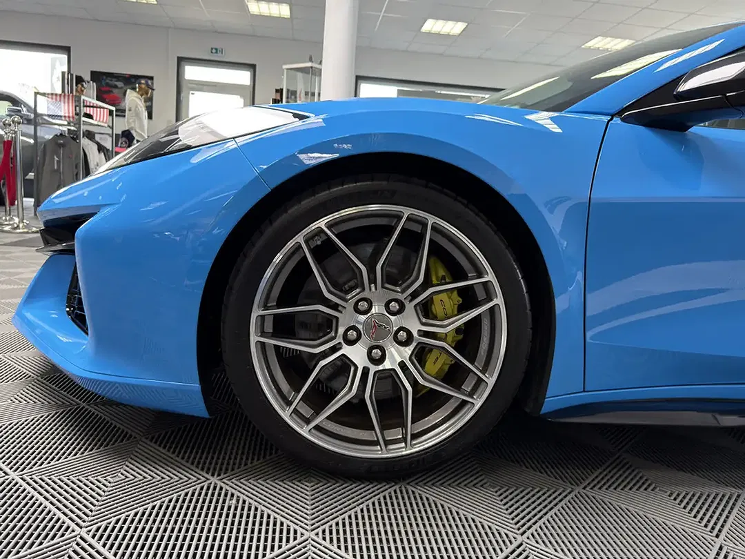 Corvette Z06 Competition Convertible - Thumbnail 6