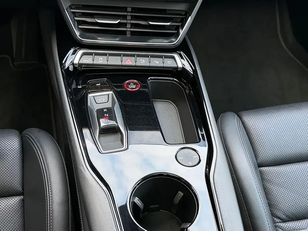 Audi e-tron GT - Thumbnail 13