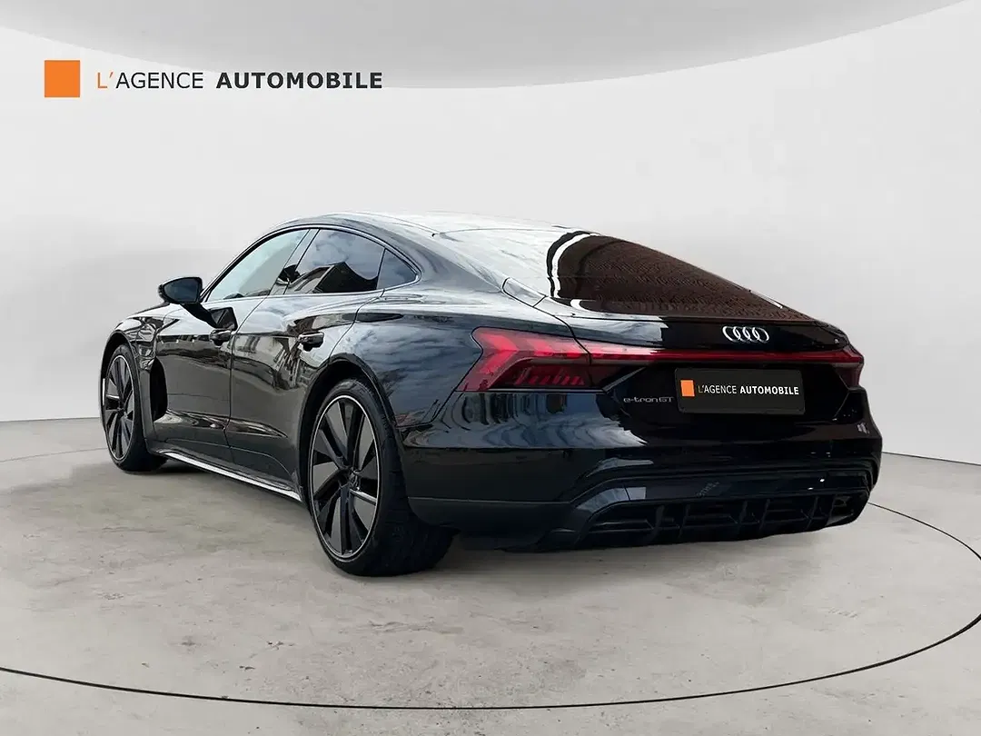 Audi e-tron GT - Thumbnail 4