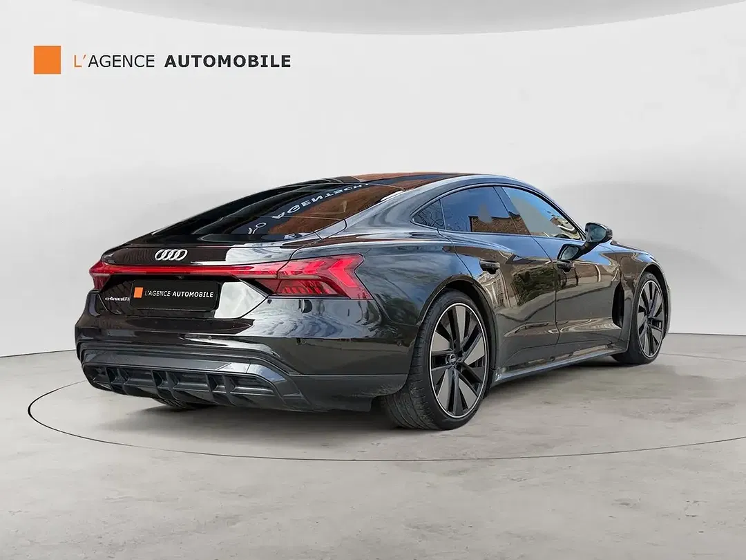 Audi e-tron GT - Thumbnail 6