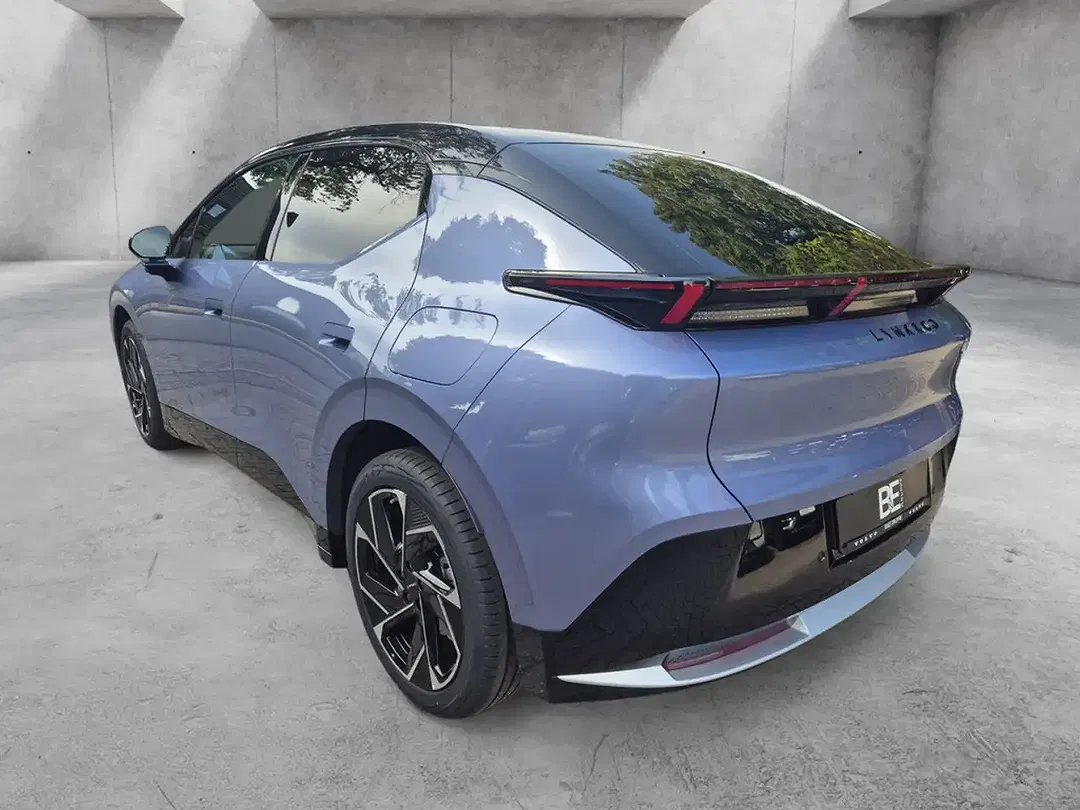 Lynk & Co 02 - Thumbnail 6