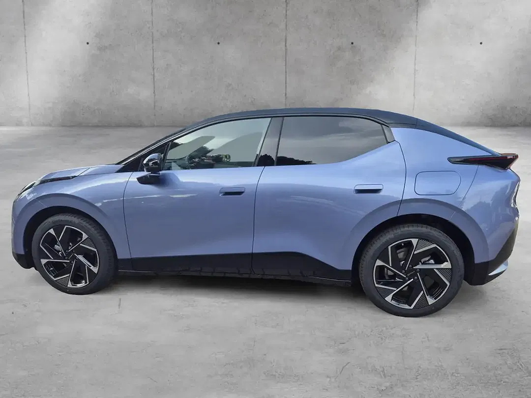 Lynk & Co 02 - Thumbnail 7
