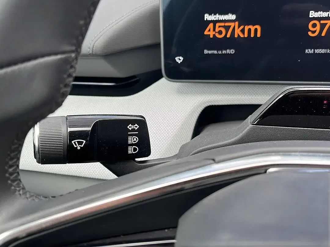 Polestar 4 - Thumbnail 14