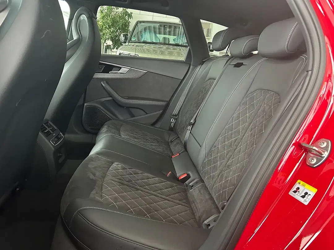 Audi RS4 2.9 TFSI quattro Avant - foto 6