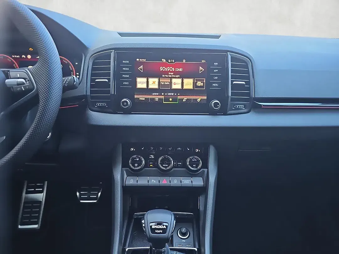 Skoda Karoq 2.0 TSI DSG 4x4 Sportline - Thumbnail 11