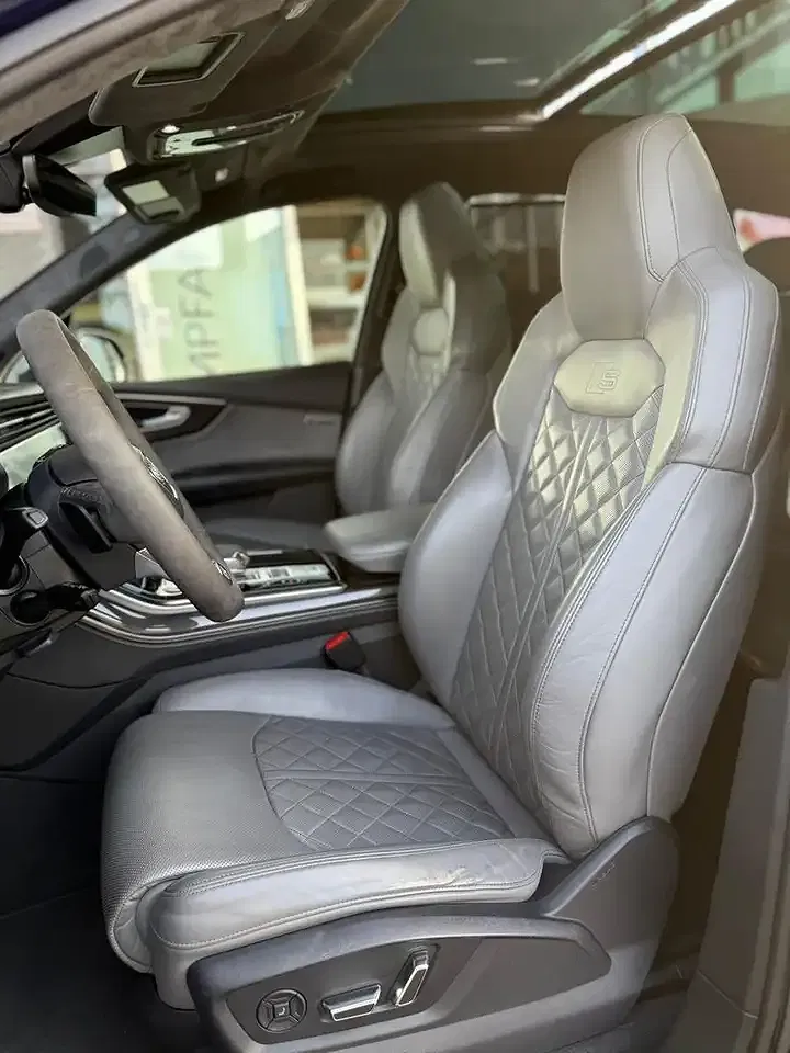 Audi SQ7 4.0 TFSI quattro competition plus - Thumbnail 11