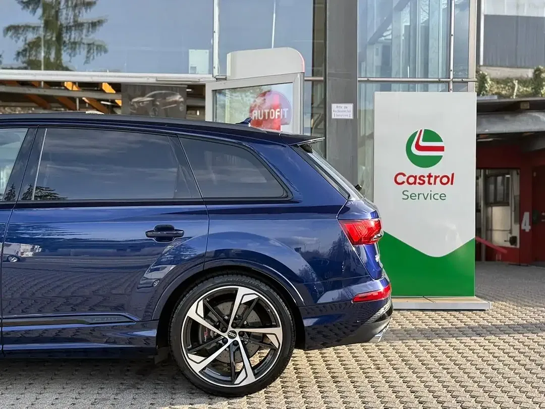 Audi SQ7 4.0 TFSI quattro competition plus - Thumbnail 14